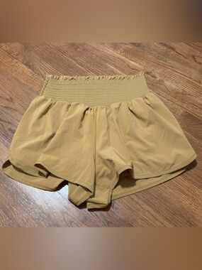 Women's Aerie High-Waist Smocked Mustard Shorts